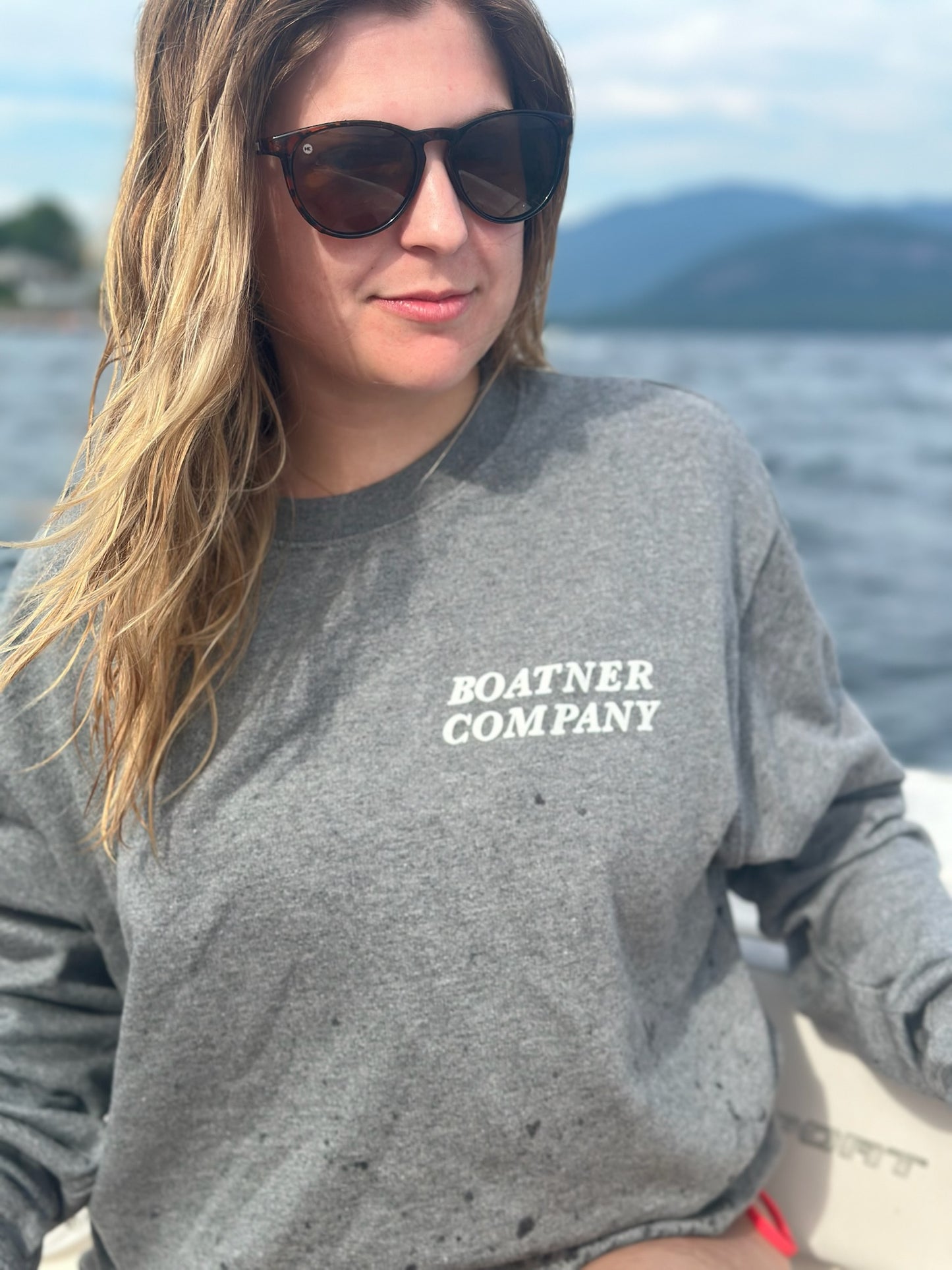 Skeleton Fish Crew Neck - Gray